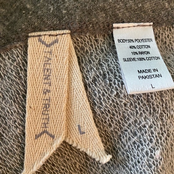 Boho sweatshirt.cotton.size large.open back. - Picture 3 of 4